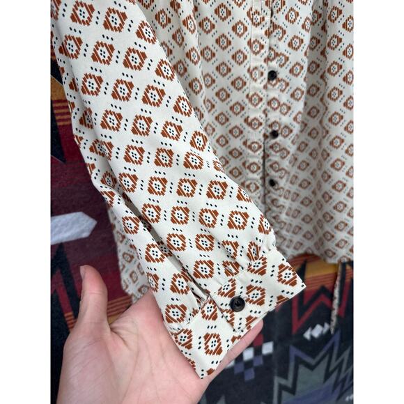 Flag & Anthem Cream Blouse Medium Boho Hippie Professional Tribal Earth Crunchy - Picture 5 of 7